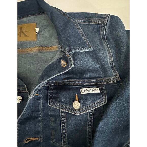 Calvin Klein Women's Jean Jacket w/ just the right amount of give  NWOT -Large - Picture 4 of 8